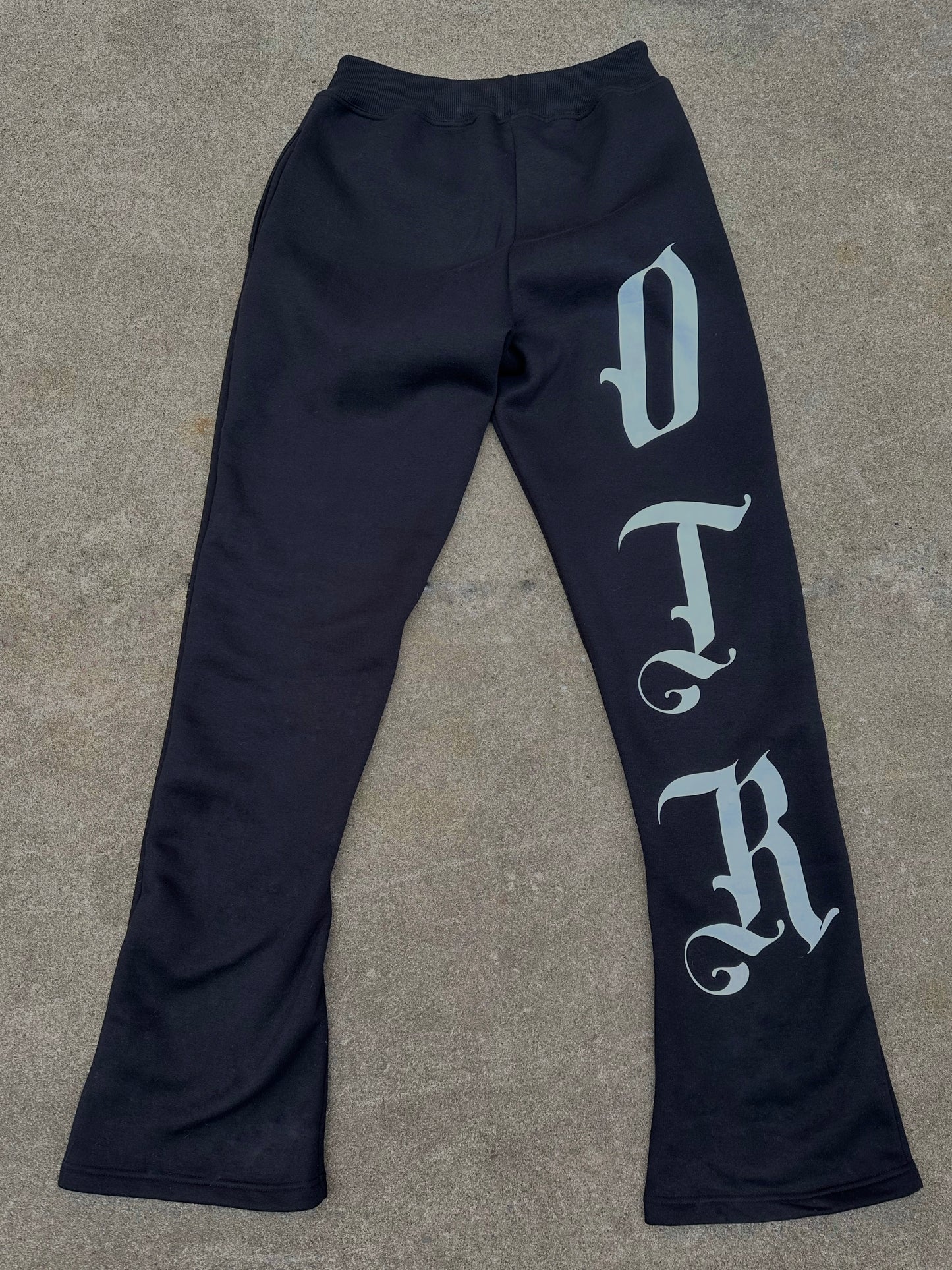 SKELLY sweatpants • black